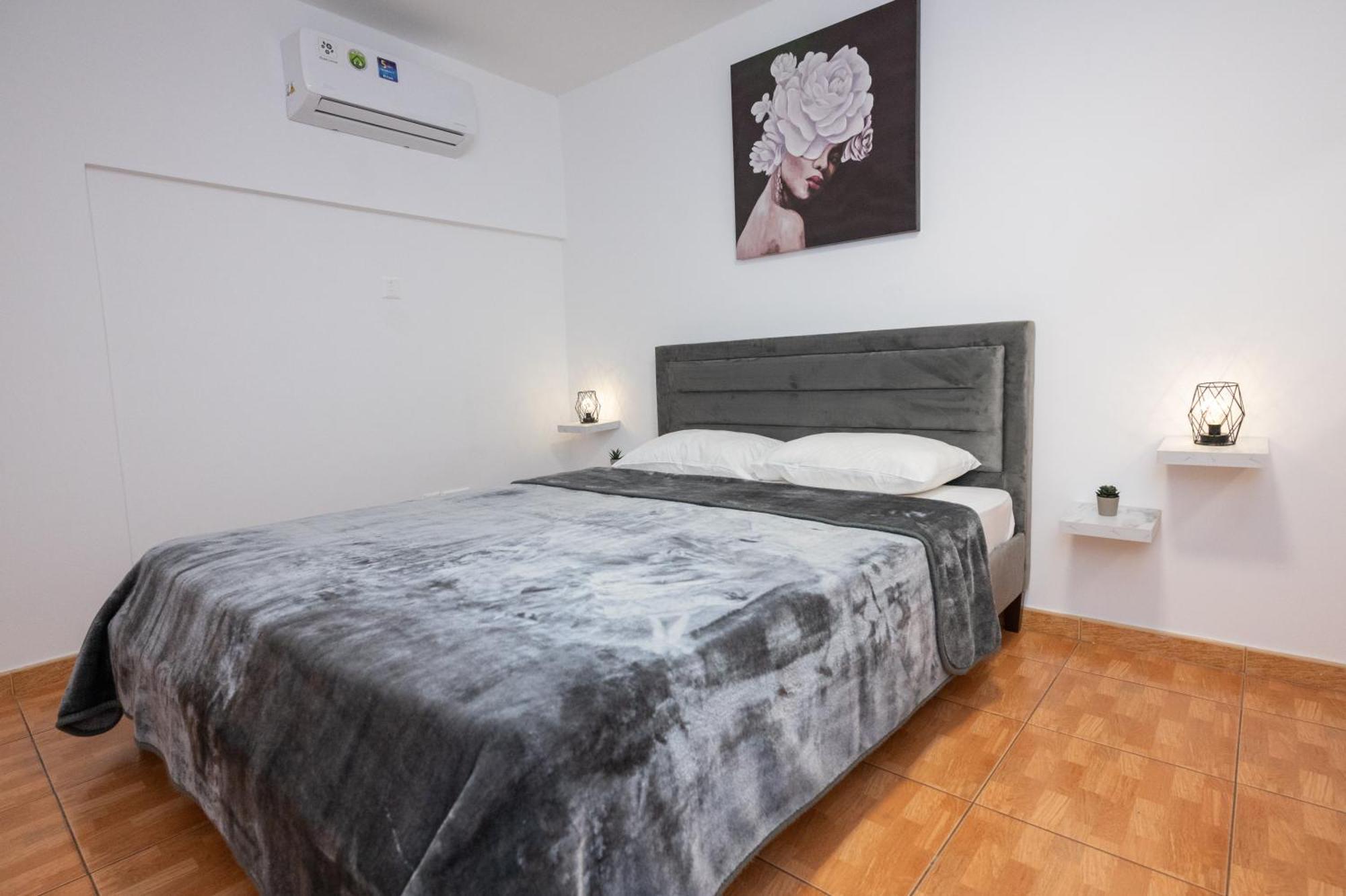 Napa Centrale Suites Ajía Nápa Eksteriør bilde