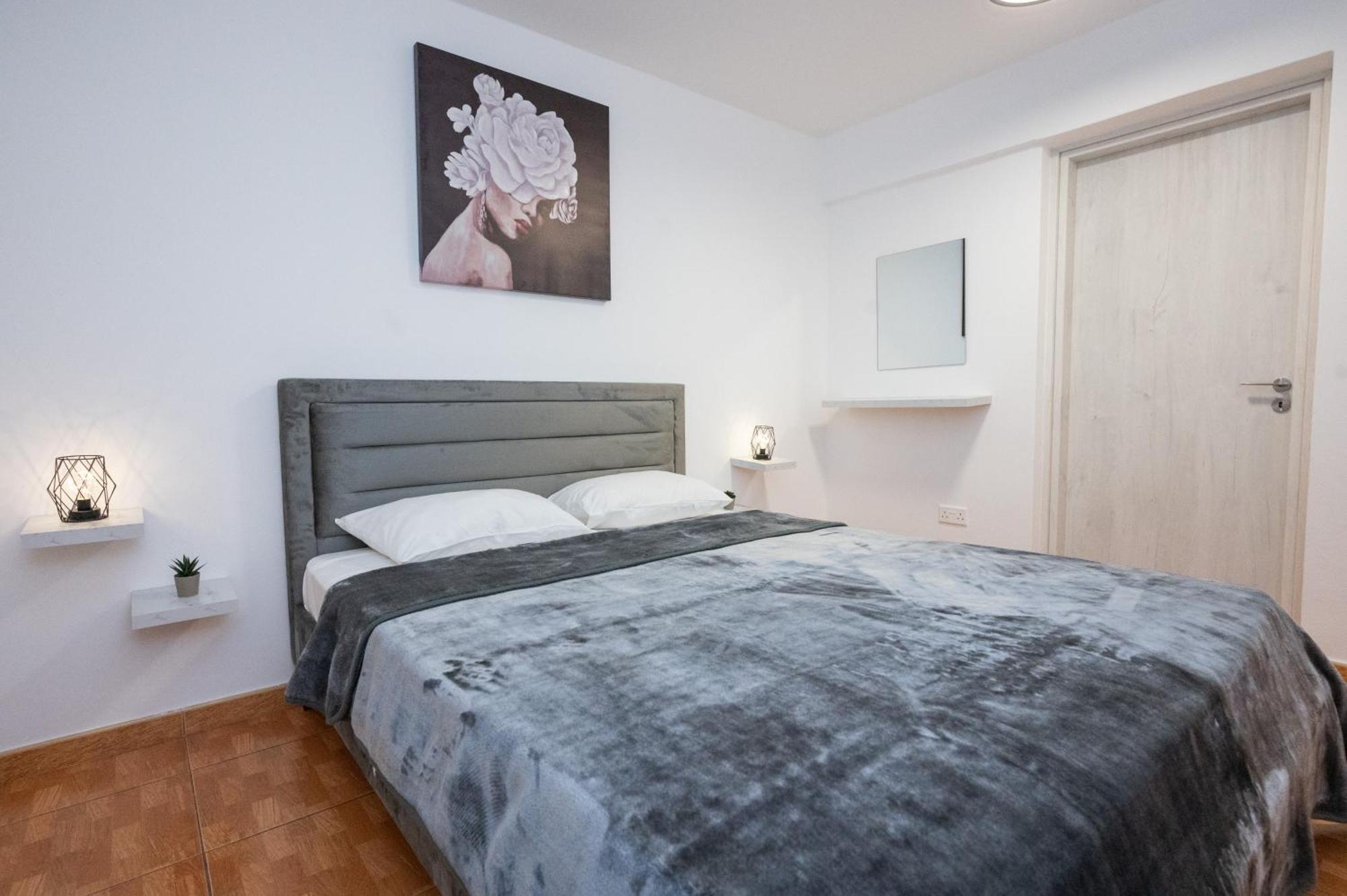 Napa Centrale Suites Ajía Nápa Eksteriør bilde