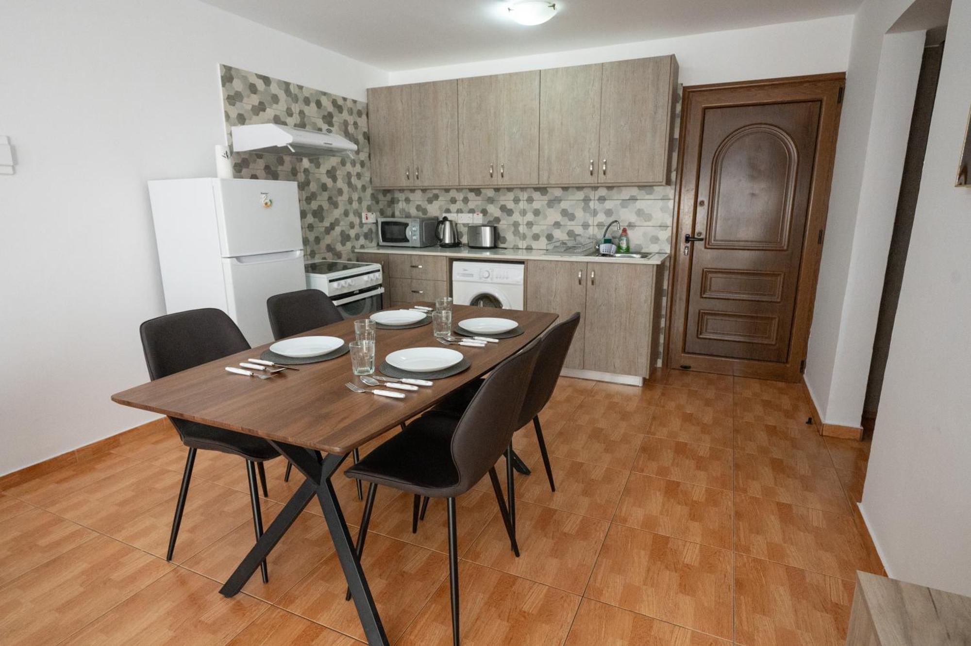 Napa Centrale Suites Ajía Nápa Eksteriør bilde
