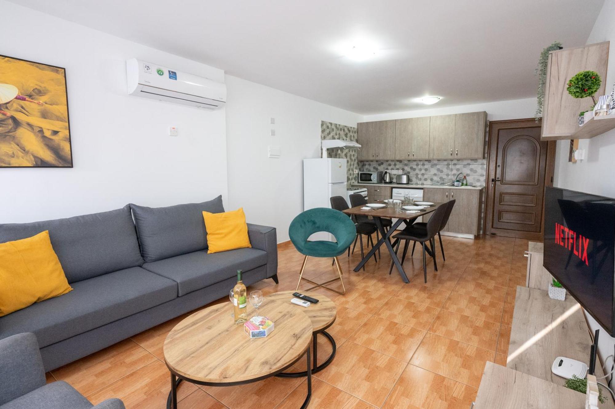 Napa Centrale Suites Ajía Nápa Eksteriør bilde
