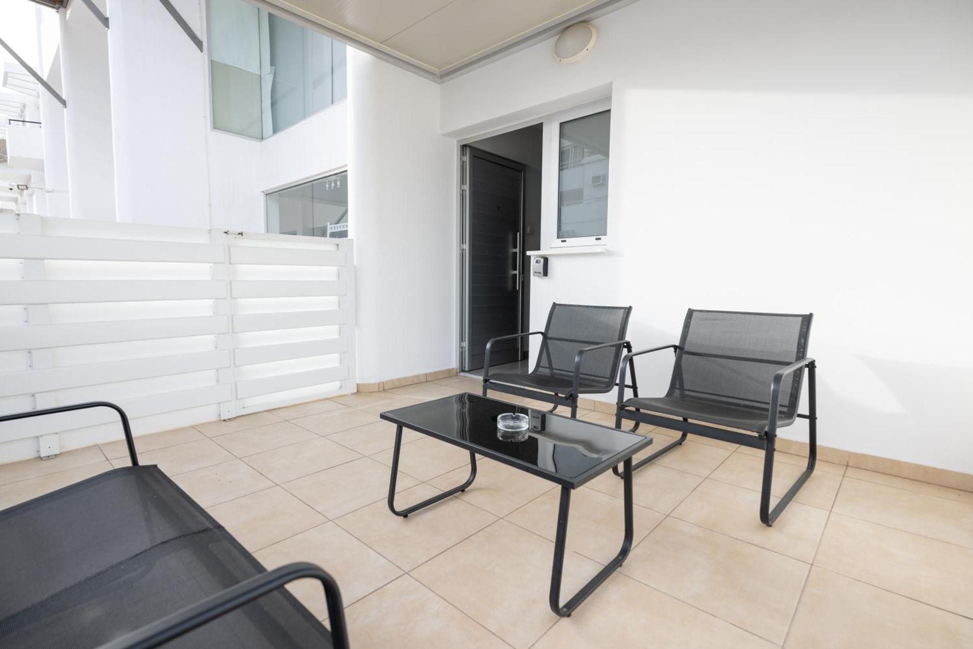 Napa Centrale Suites Ajía Nápa Eksteriør bilde