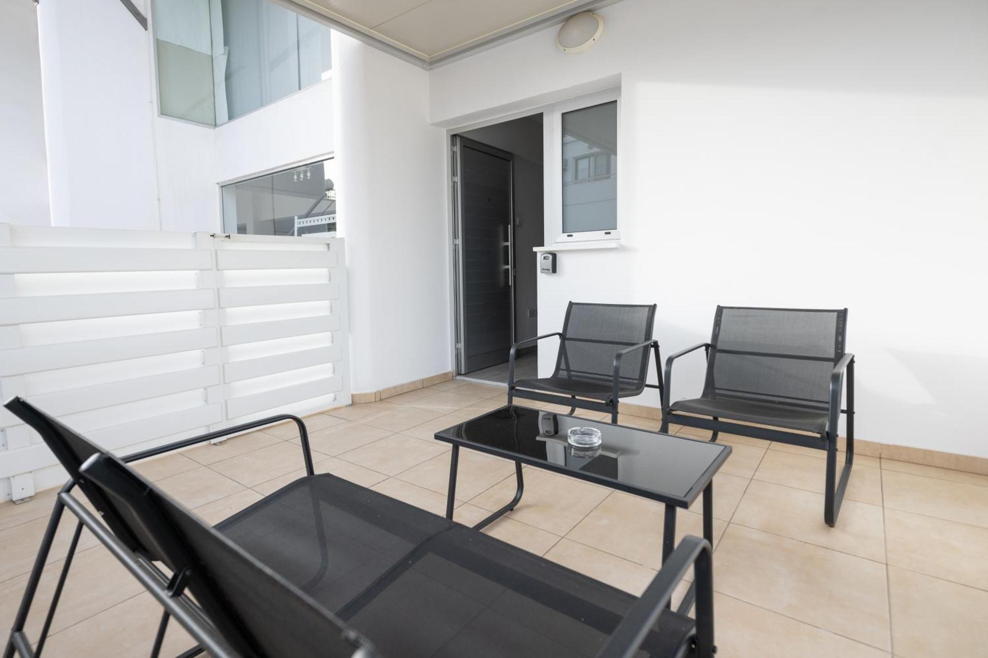Napa Centrale Suites Ajía Nápa Eksteriør bilde