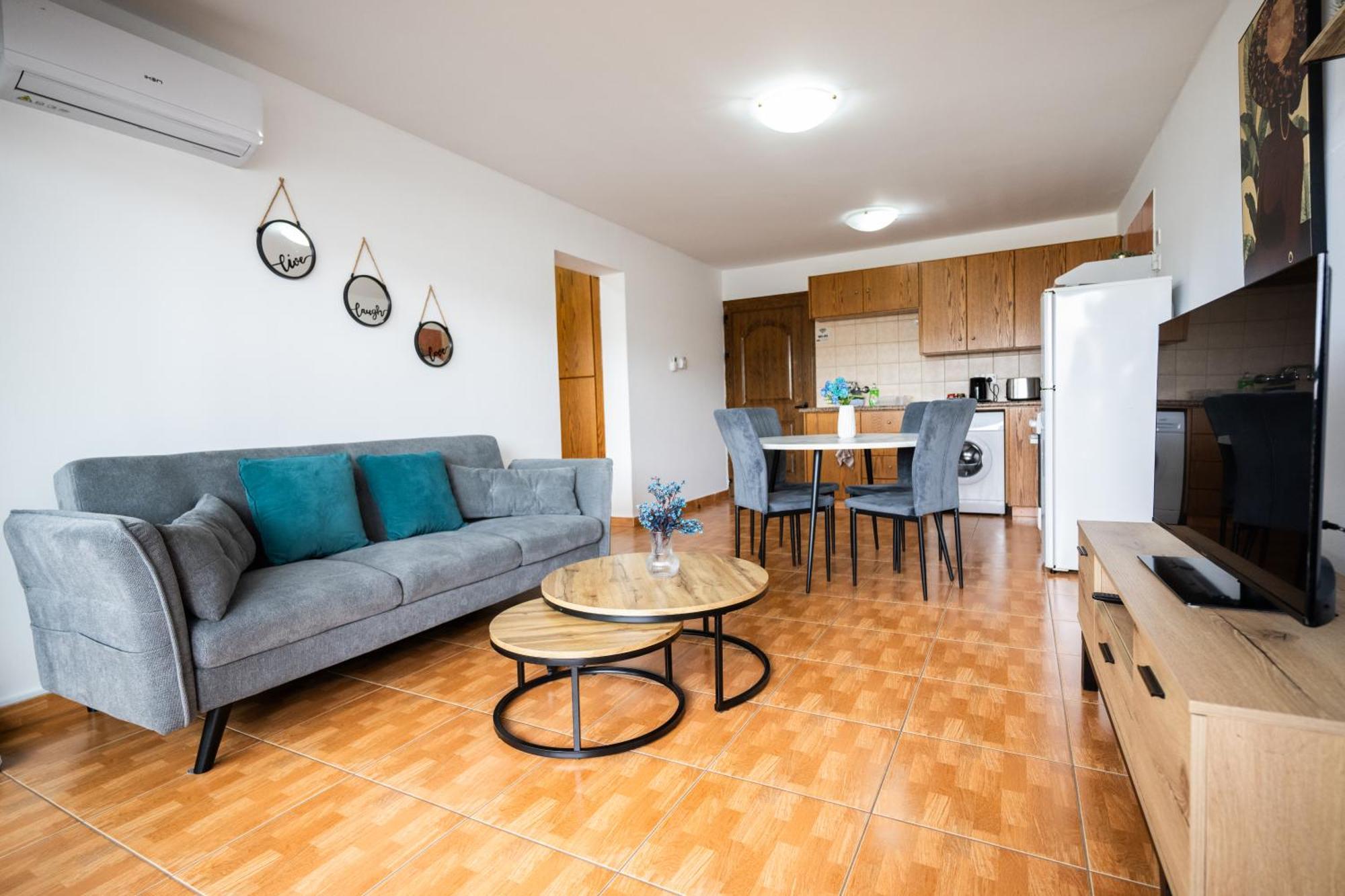 Napa Centrale Suites Ajía Nápa Eksteriør bilde
